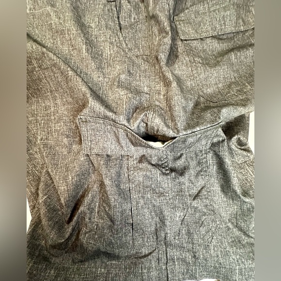 Lee Men's Big and Tall Performance Cargo Short, Grey Heathered, Size 50 Preowned - Picture 10 of 12